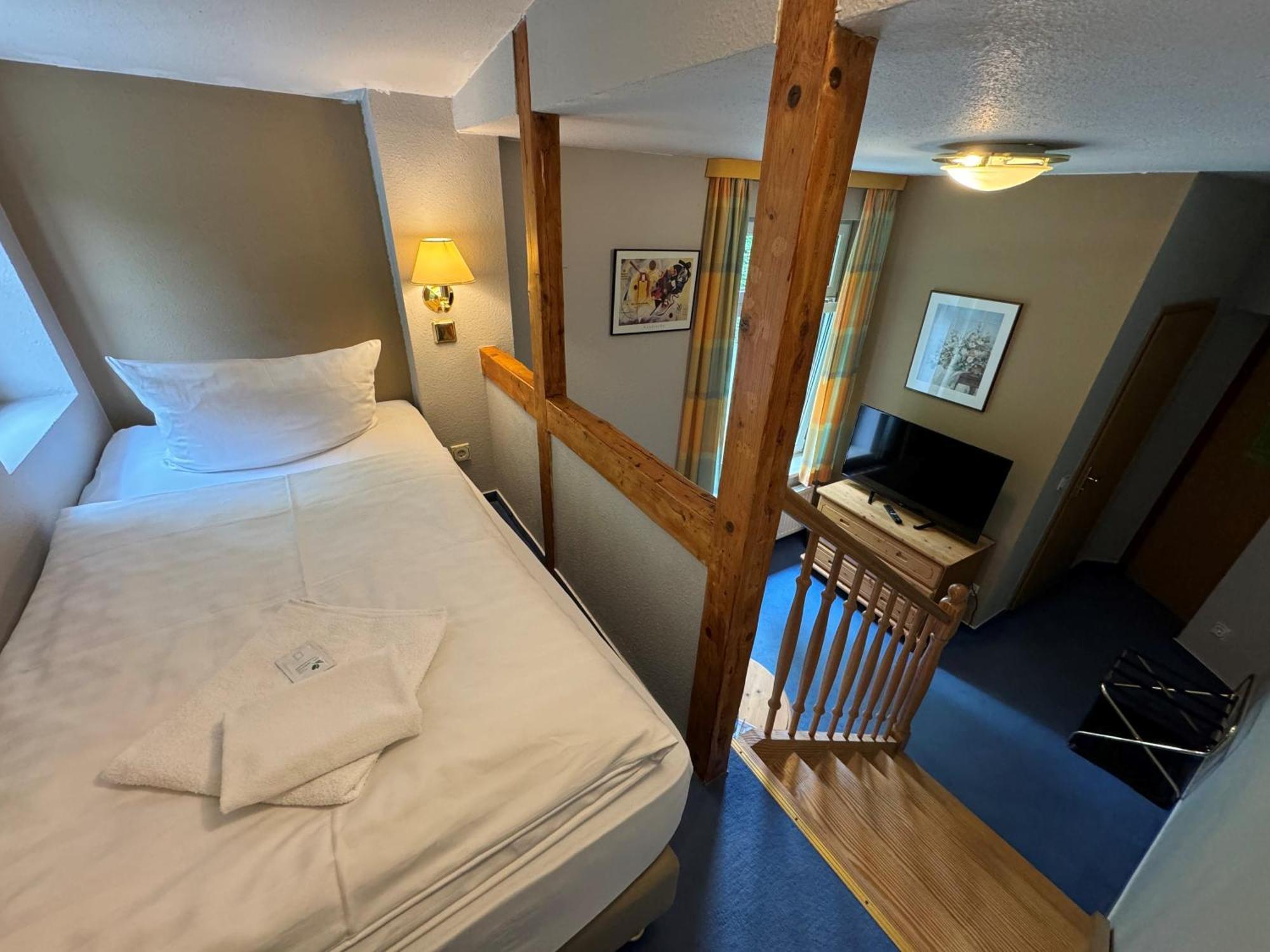 Hotel Bodeblick Thale Bagian luar foto